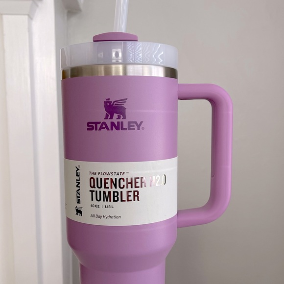 Stanley Quencher H2.0 Flowstate 40oz Tumbler - Picture 3 of 12